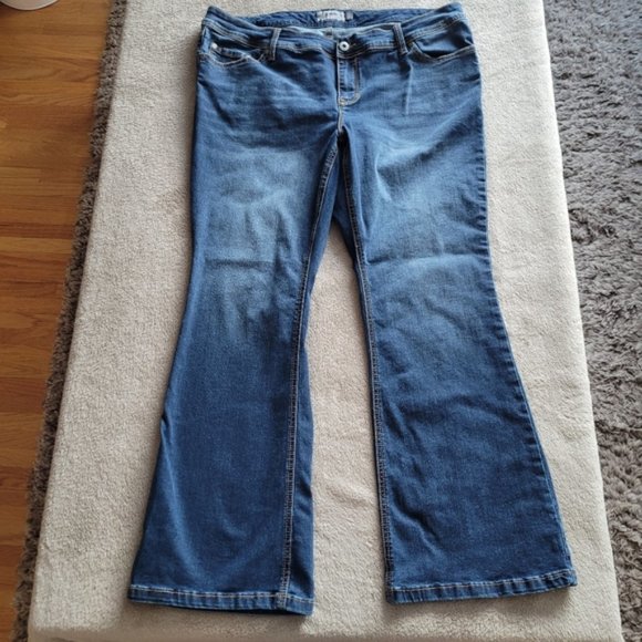 Torrid Luxe Slim Boot jeans size 18S - Picture 3 of 14